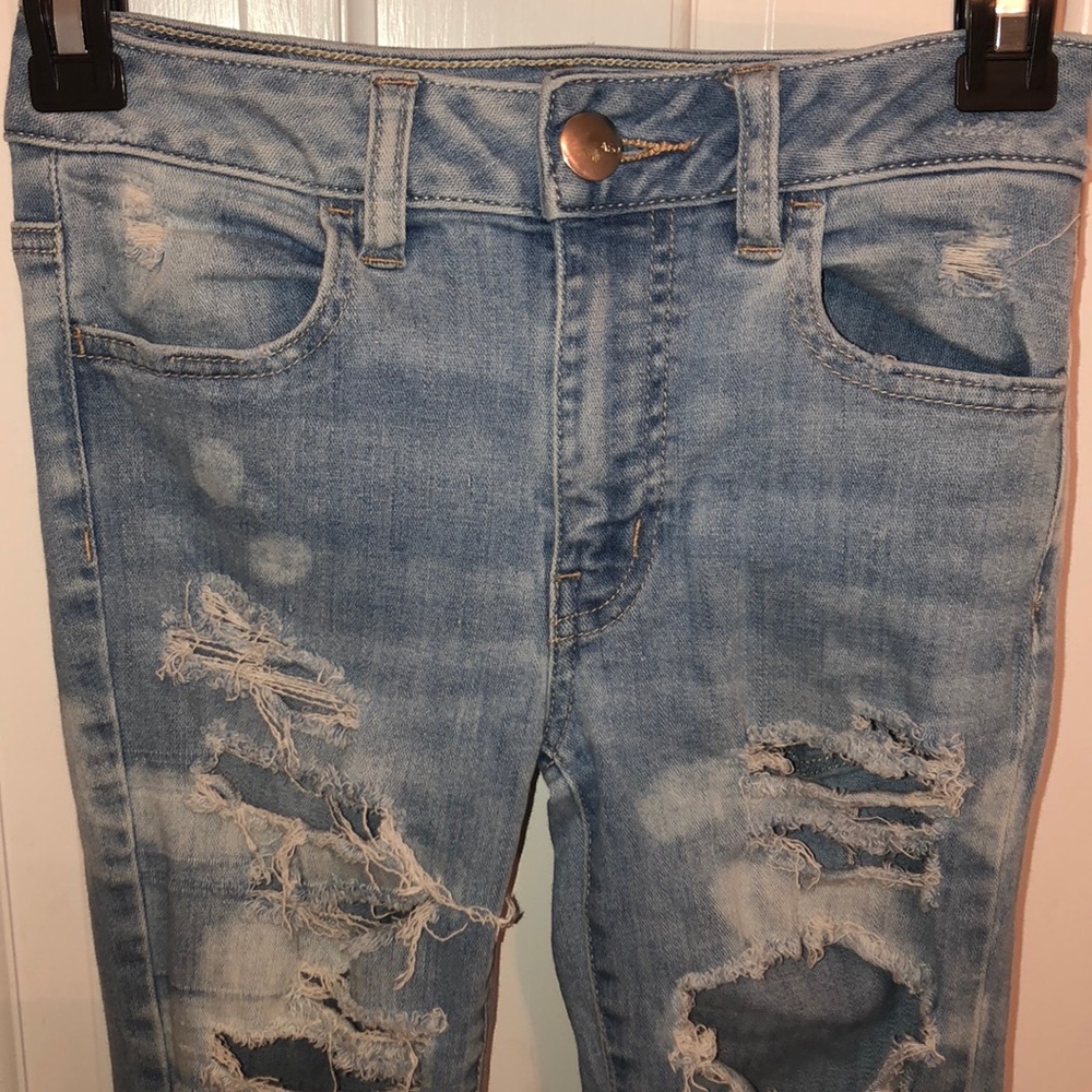 blue ripped skinny jeans